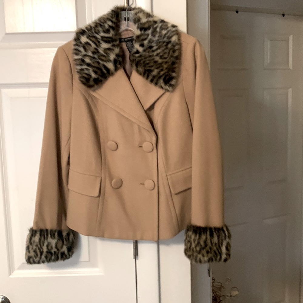 Tan blazer wool with leopard trim in collar and sleeves barely worn